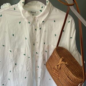 Madewell white blouse with green Embroidered Catus